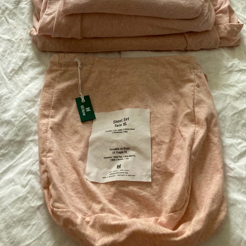 Urban Outfitters pink Jersey sheet set twin xl